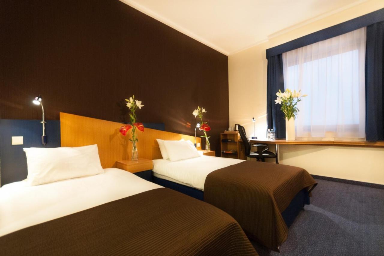 Express Krakow Hotel Krasków Exterior foto